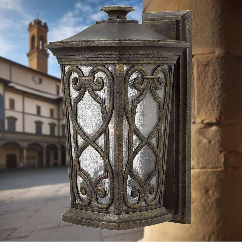 Hinkley Enzo Wall Lantern Light