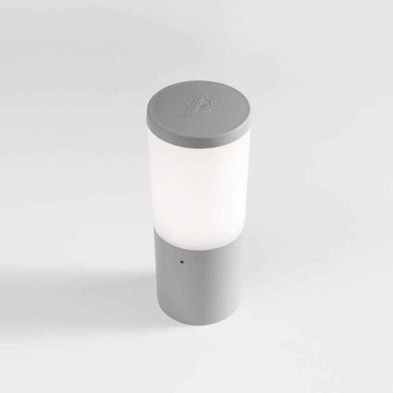 Fumagalli Amelia 25cm bollard light on a white background